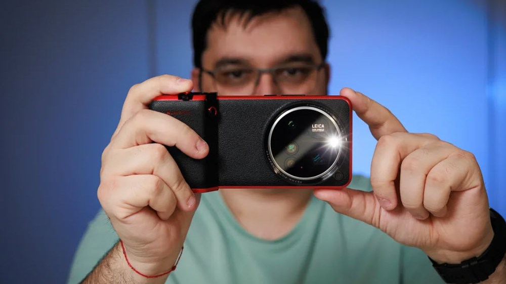 Xiaomi 17 Ultra sắp ra mắt, lần đầu có ống kính Leica APO - ảnh 1