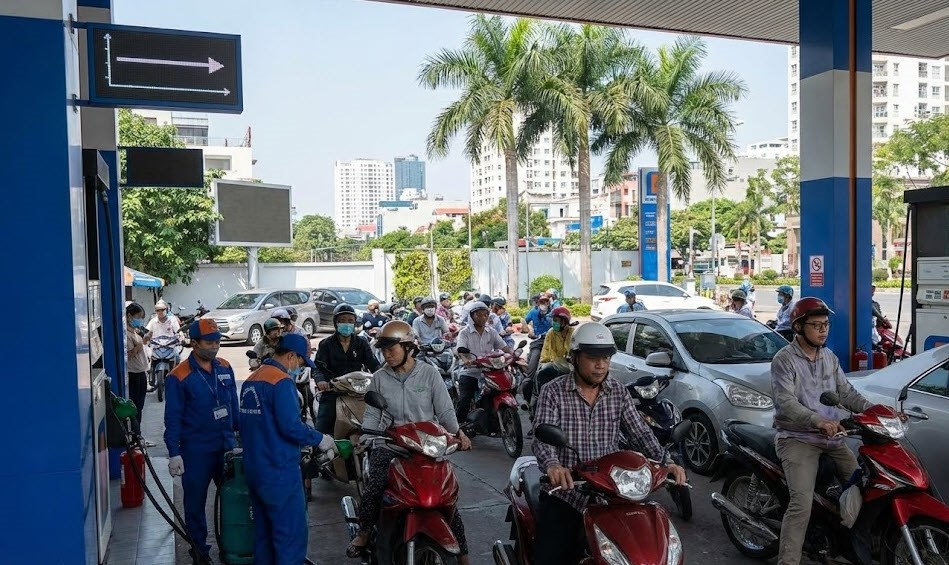 Giá xăng dầu thế giới hôm nay 20.12: Ít biến động - ảnh 1