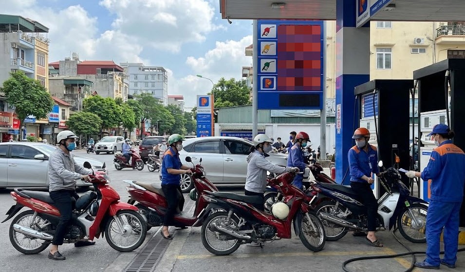 Giá xăng dầu hôm nay 22.12: Dầu thế giới biến động nhẹ - ảnh 1