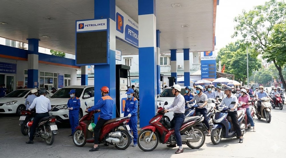 Giá xăng dầu hôm nay 20.1: Dầu thô chững lại sau biến động - ảnh 1