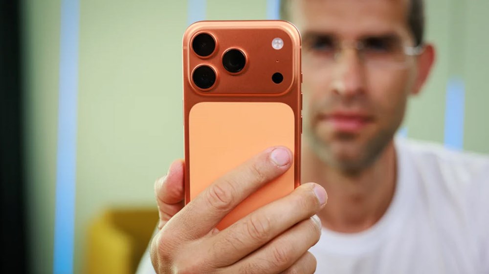 Camera selfie hình vuông trên iPhone 17 mở ra xu hướng mới - ảnh 1