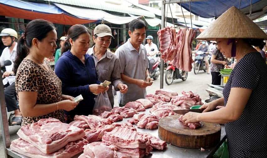 Giá heo hơi hôm nay 14.2: Thị trường trước Tết ít biến động - ảnh 1