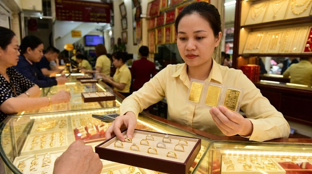 Giá vàng hôm nay 23.3: “án binh bất động” chờ tín hiệu mới ngày đầu tuần - ảnh 1