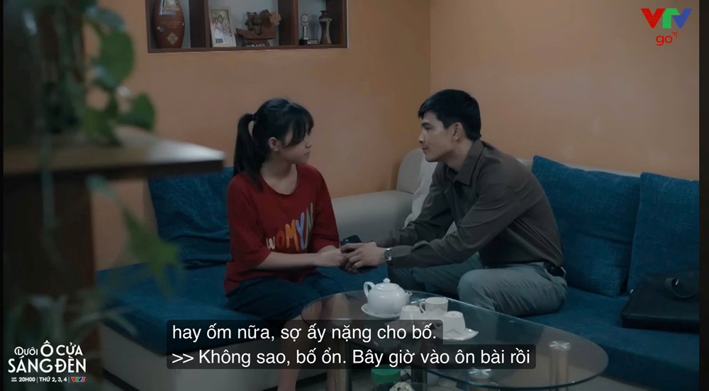 Nguyễn Linh Đan ghi dấu ấn với vai Hà Vy trong “Dưới ô cửa sáng đèn“ - ảnh 2