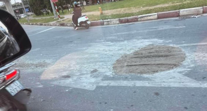 Giao thông Hà Nội sáng 2/10: Hai nút đèn tín hiệu gặp sự cố - ảnh 1
