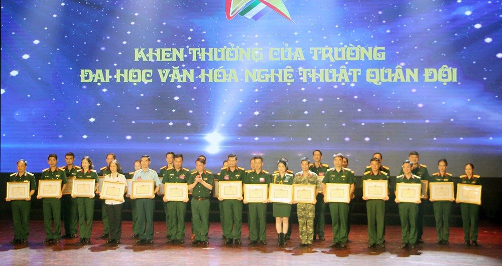 Bế mạc Liên hoan Nghệ thuật quần chúng lực lượng vũ trang và thanh niên, sinh viên năm 2024 - ảnh 5
