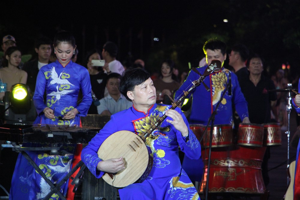Sắc màu văn hóa Tây Nguyên giữa lòng Thành phố mang tên Bác - ảnh 2