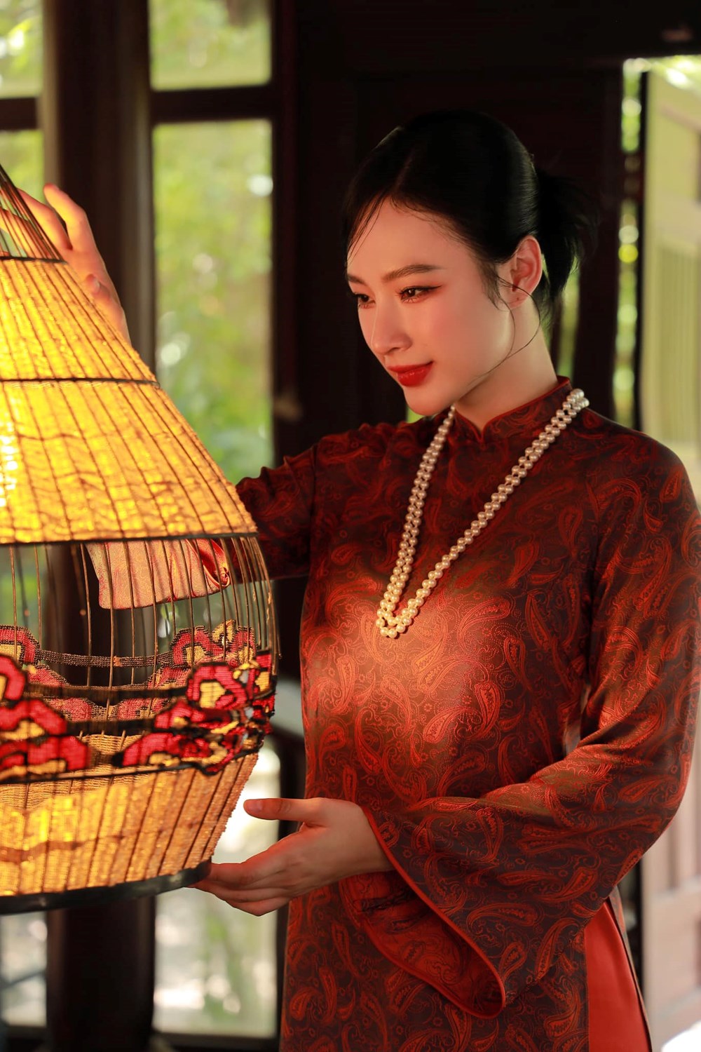 Sở TT&TT TP.HCM đang thu thập thông tin vụ việc Angela Phương Trinh - ảnh 1