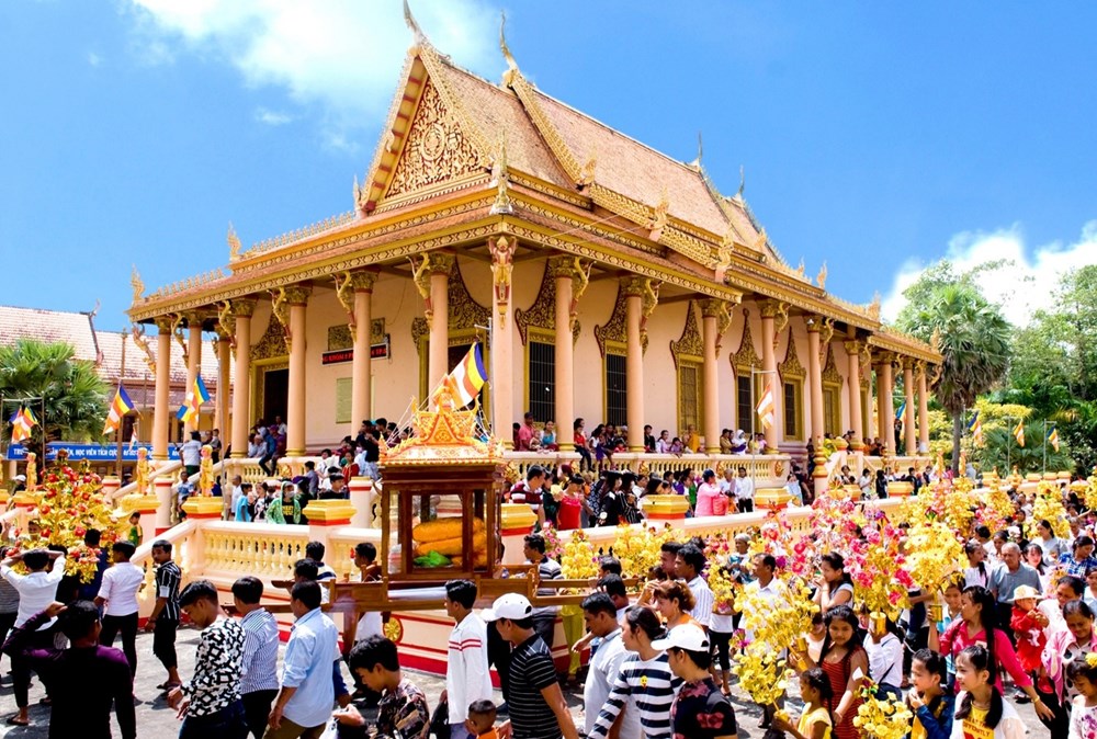Bảo tồn, phát huy giá trị di sản văn hóa của đồng bào các dân tộc - ảnh 1