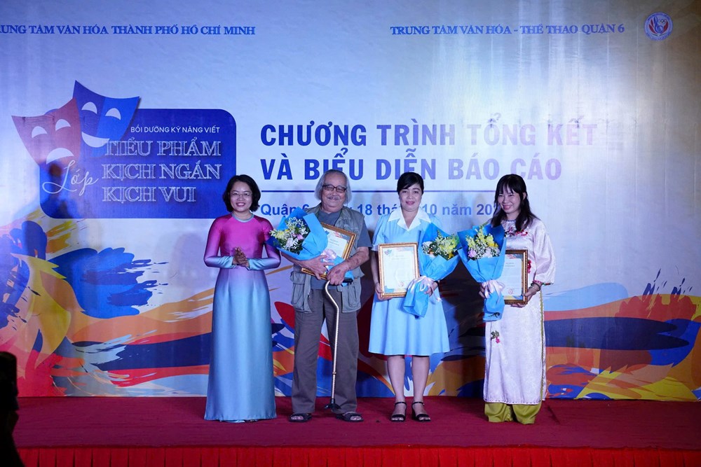 Bế giảng lớp “Bồi dưỡng kỹ năng viết tiểu phẩm, kịch ngắn, kịch vui”năm 2024 - ảnh 3