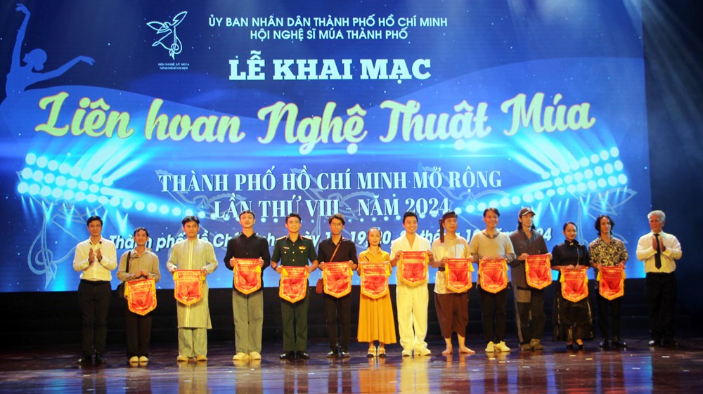 Khai mạc Liên hoan nghệ thuật Múa TP.HCM mở rộng năm 2024 - ảnh 1