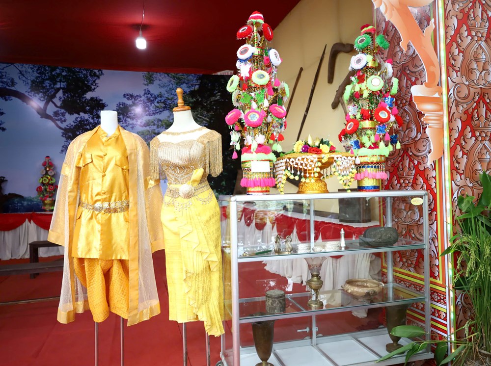 Triển lãm các sản phẩm đặc trưng của đồng bào dân tộc Khmer - ảnh 7