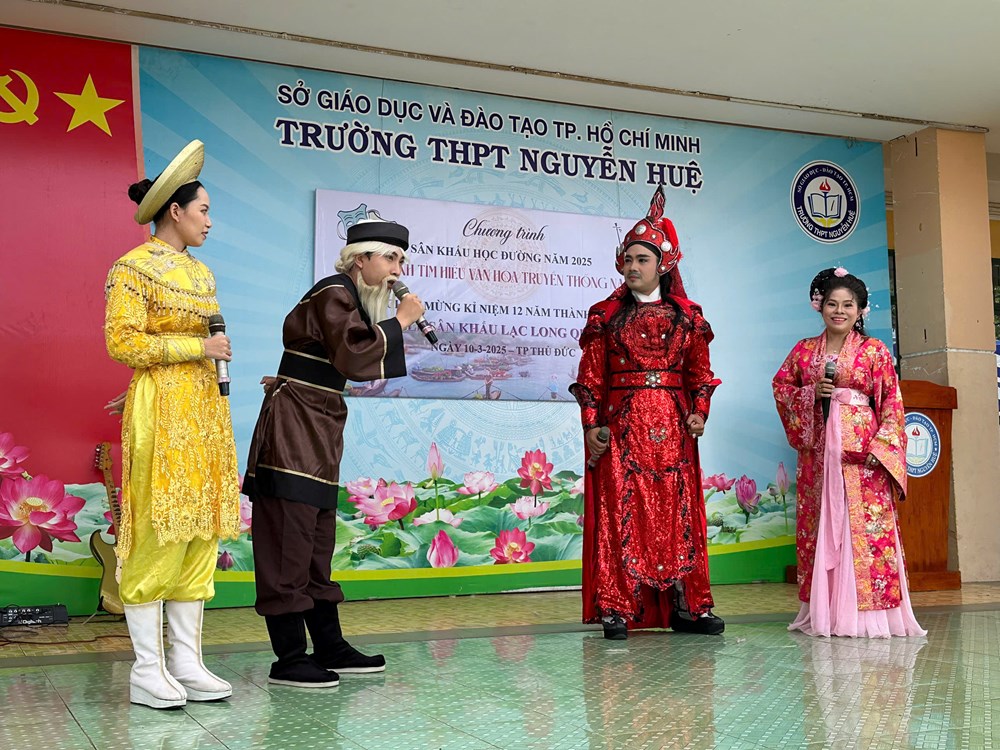 12 năm gắn kết học sinh với sân khấu truyền thống - ảnh 2