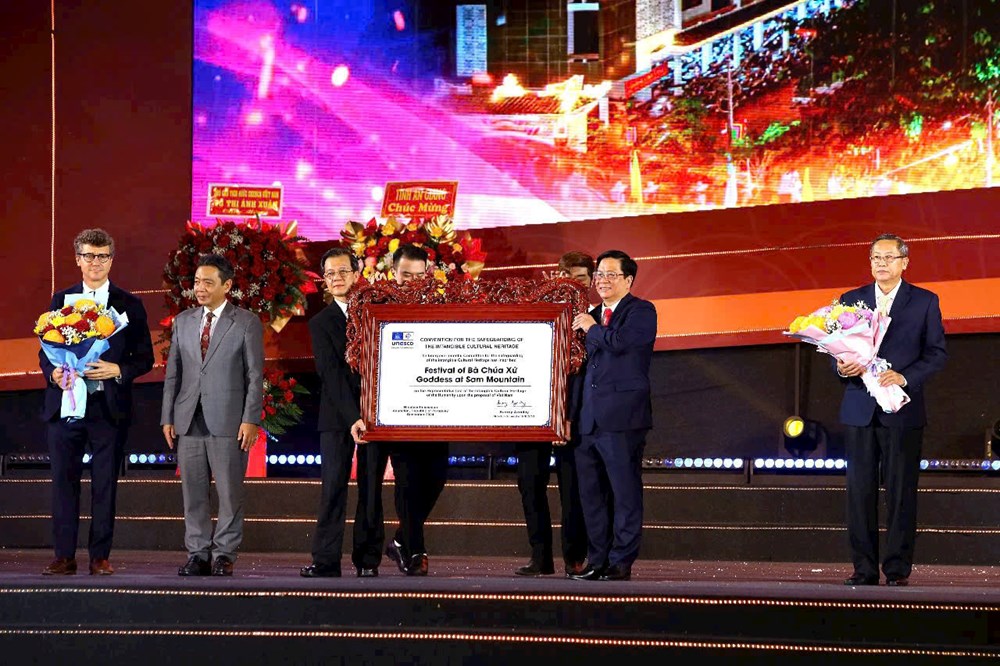 Từ ghi danh UNESCO đến phát huy giá trị di sản văn hóa bền vững - ảnh 1