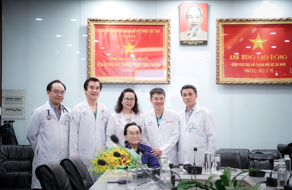 Kịp thời cứu sống NSND Thanh Tuấn bị ngừng tim do nhồi máu cơ tim cấp - ảnh 1