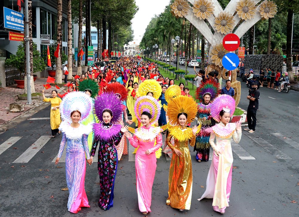 Sắc màu hội tụ - ảnh 5