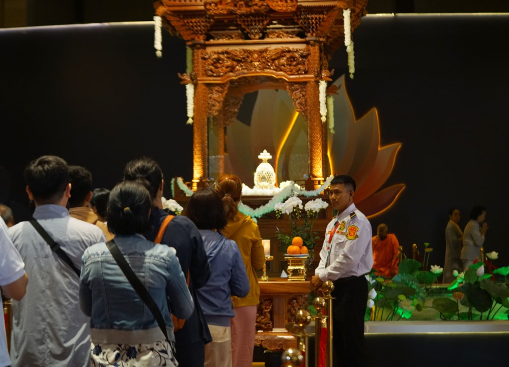 Giới thiệu hình ảnh Việt Nam yêu chuộng hòa bình, đoàn kết và hòa hợp - ảnh 6