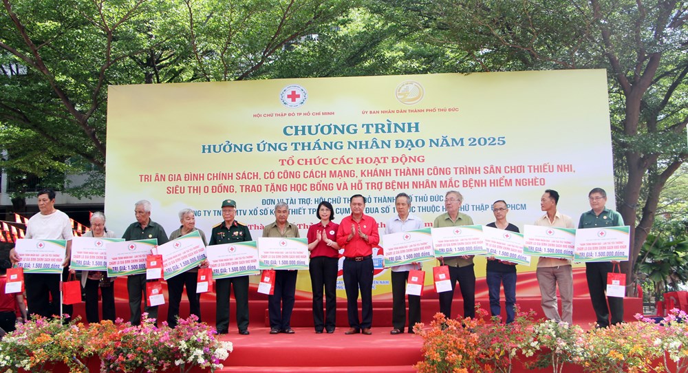 TP.HCM hưởng ứng Tháng Nhân đạo 2025 với nhiều hoạt động ý nghĩa - ảnh 2