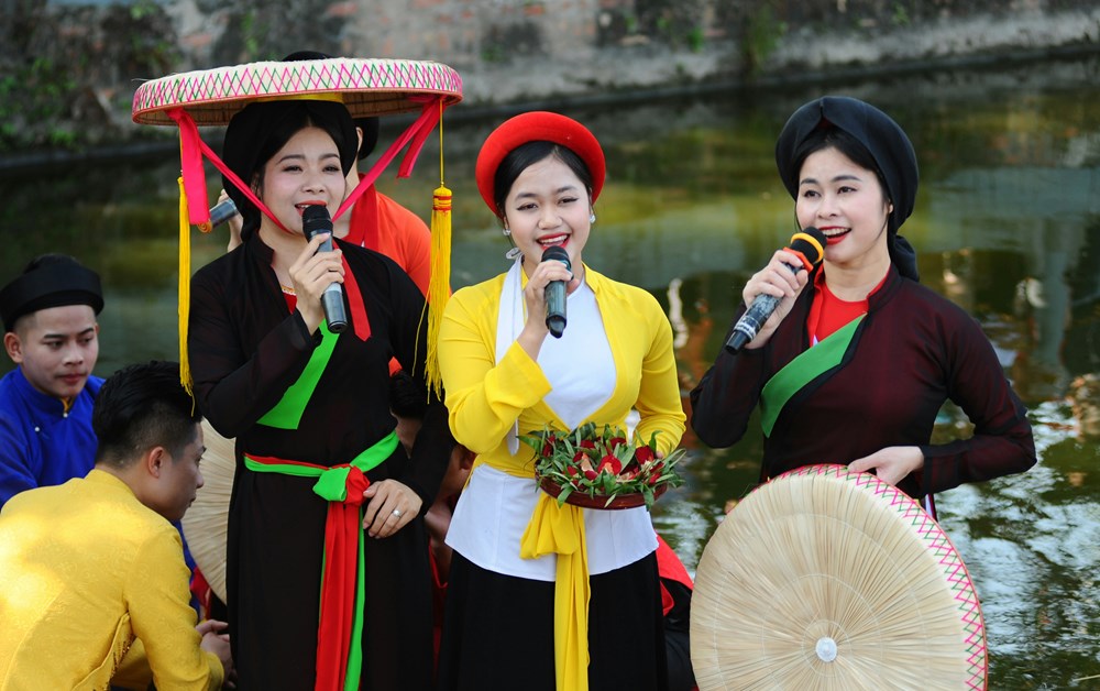 Đưa Việt Nam ra thế giới bằng điện ảnh và âm nhạc - ảnh 2