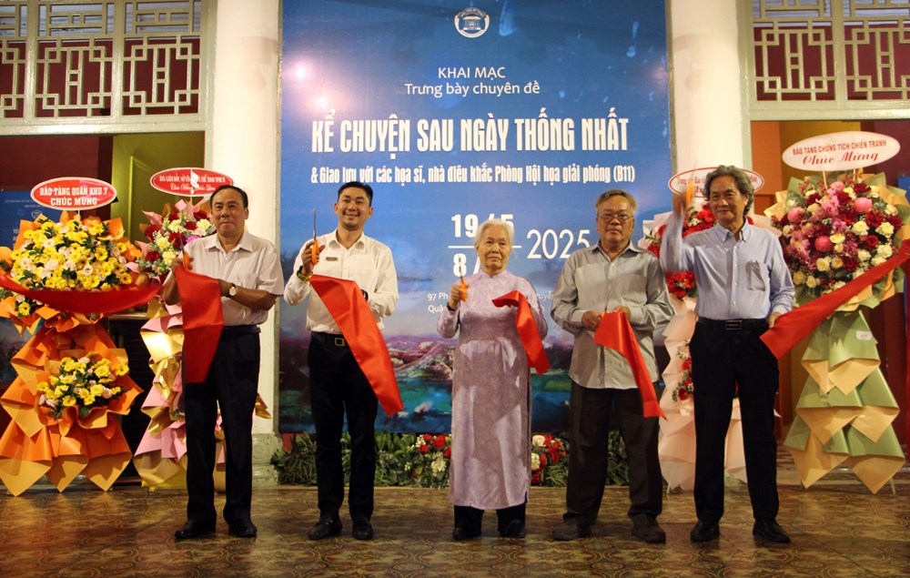 Trưng bày hơn 100 tác phẩm “Kể chuyện sau ngày thống nhất” - ảnh 1