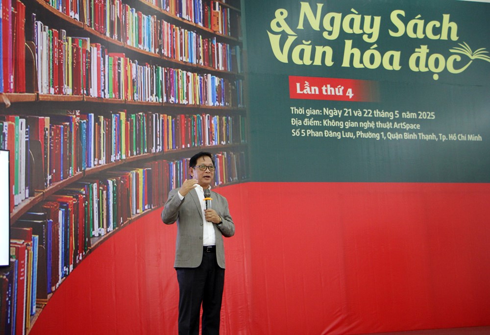 Trường ĐH Mỹ thuật TP.HCM tổ chức Ngày Sách và Văn hóa đọc năm 2025 - ảnh 2
