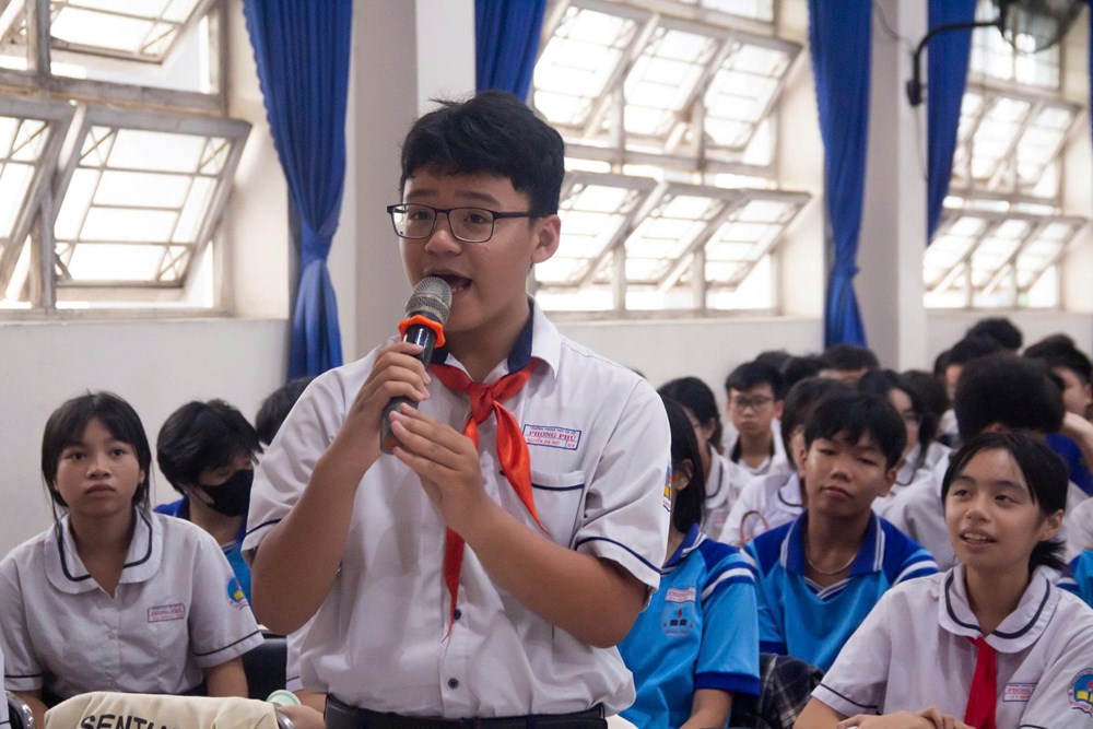 Gần 600 học sinh tham gia chương trình định hướng nghề nghiệp - ảnh 3