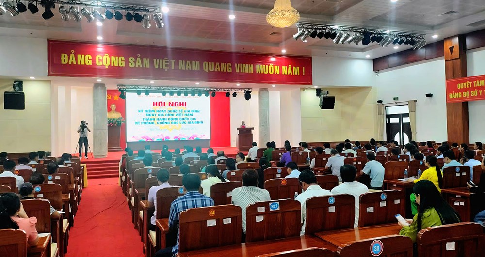 Phát huy vai trò gia đình trong đời sống xã hội hiện đại - ảnh 4