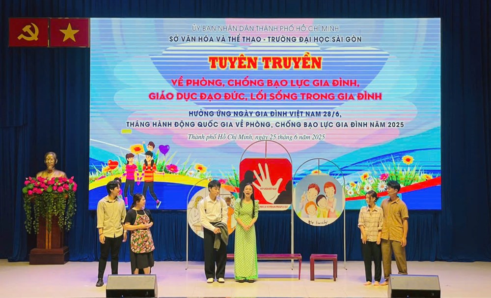 Tuyên truyền phòng, chống bạo lực gia đình đến sinh viên - ảnh 1