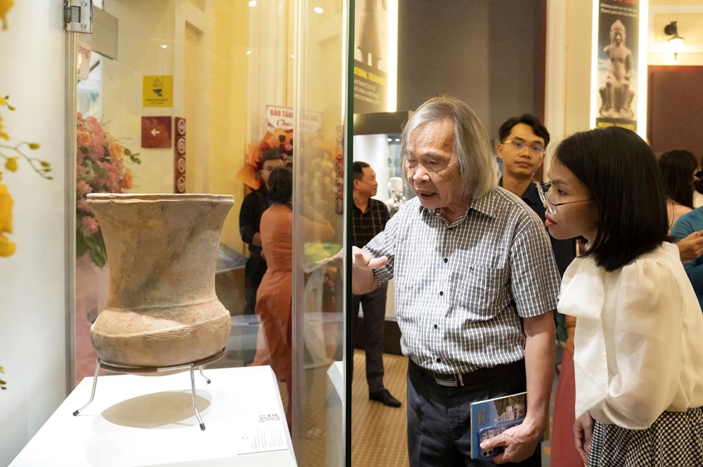 Trưng bày “Bảo vật Quốc gia - Những kiệt tác di sản tại TP.HCM” - ảnh 7