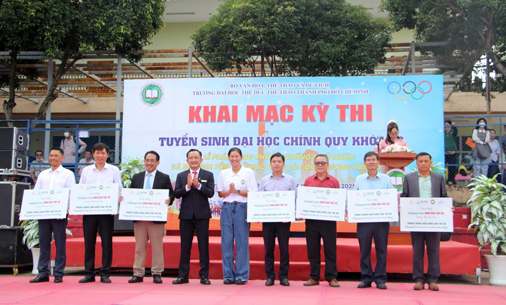 Trường ĐH Thể dục Thể thao TP.HCM khai mạc kỳ thi tuyển sinh năng khiếu 2025 - ảnh 5