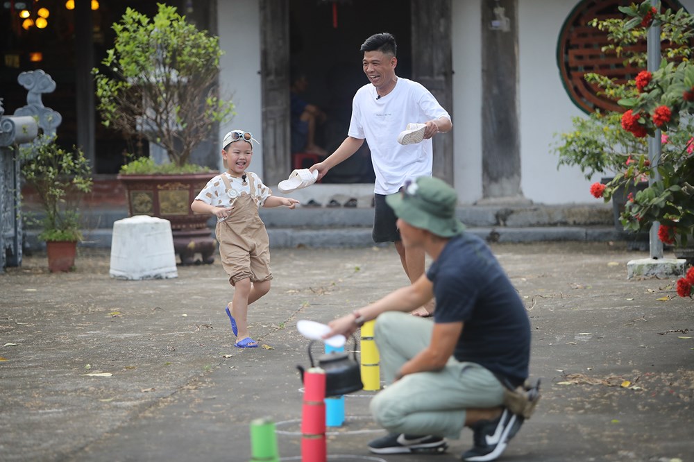 Các trò chơi dân gian được tái hiện trong “Bố ơi mình đi đâu thế? 2025” - ảnh 2