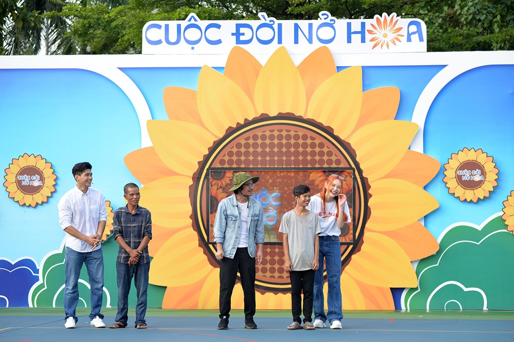 Các nghệ sĩ giúp nhân vật “Cuộc đời nở hoa” chuộc lại nhà, chữa bệnh và học nghề - ảnh 1