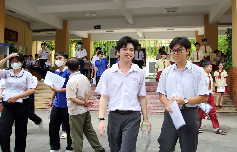 Tổng quan Phổ điểm môn Toán năm 2025 - ảnh 1