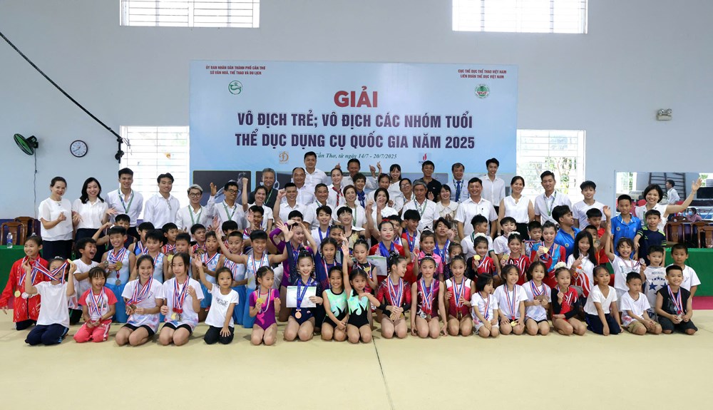 Khép lại giải vô địch các nhóm tuổi thể dục dụng cụ quốc gia 2025: TP.HCM nhất toàn đoàn - ảnh 1