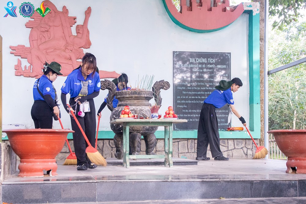 Vun đắp truyền thống “Uống nước nhớ nguồn” trong sinh viên - ảnh 4