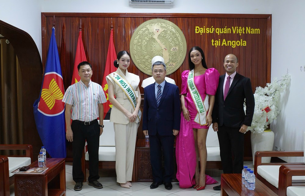 Hoa hậu Thanh Thủy xây giếng nước cho “Làng Việt Nam” tại Angola - ảnh 2