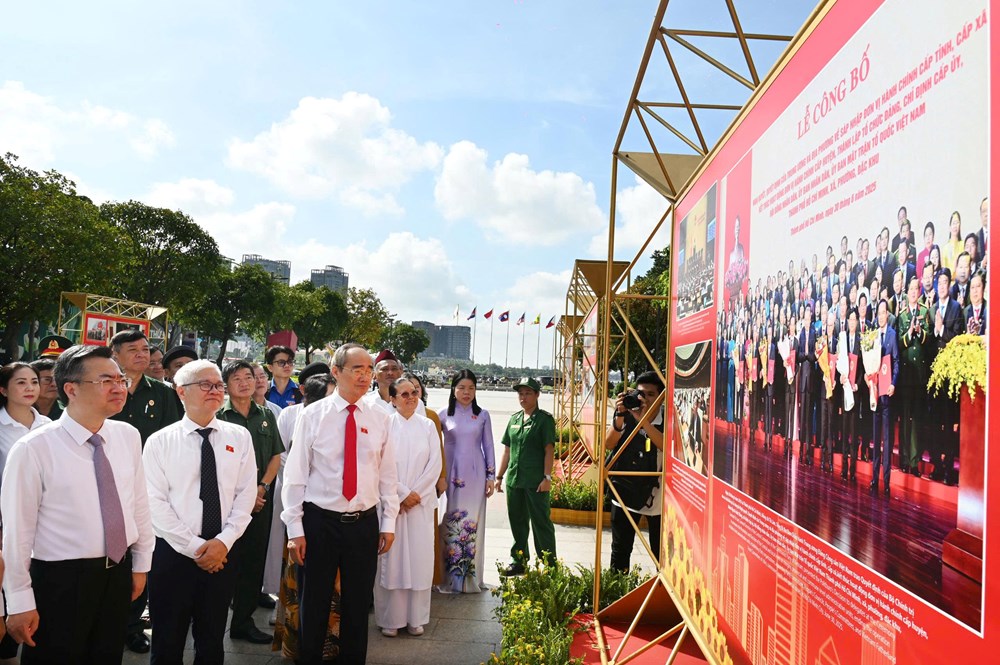 Khai mạc triển lãm ảnh “Vinh quang 80 năm Quốc hội Việt Nam”  - ảnh 2