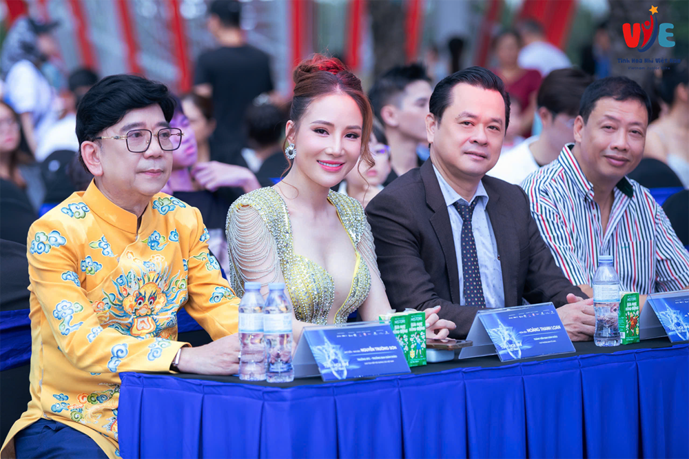 Sân chơi nuôi dưỡng tài năng thiếu nhi - ảnh 1