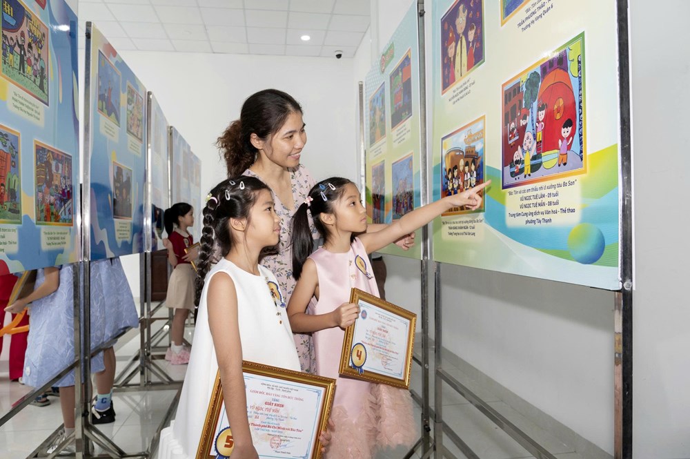 Trao giải cuộc thi vẽ tranh “Thiếu nhi TP.HCM với Bác Tôn” lần thứ XIX - ảnh 5