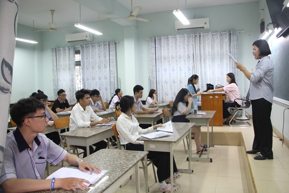 Bộ GD&ĐT điều chỉnh kế hoạch xét tuyển và lọc ảo năm 2025 - ảnh 1
