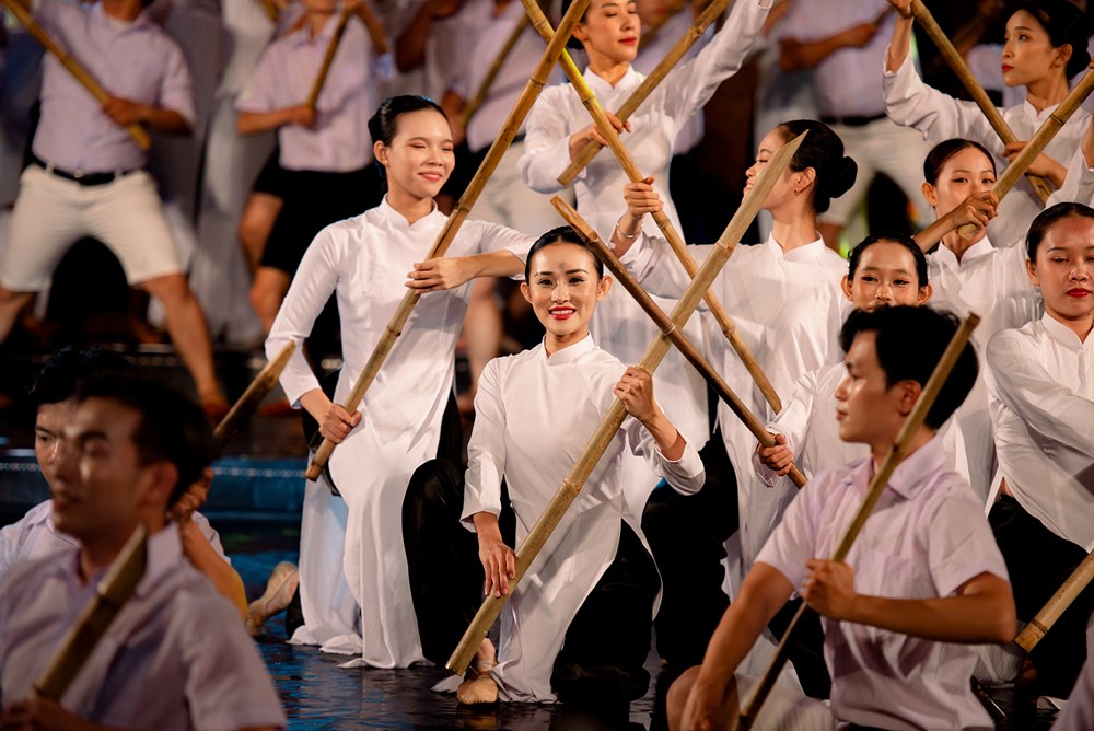 Tối nay 22.8, chương trình nghệ thuật - chính luận “Thời cơ vàng” tại ba điểm cầu - ảnh 3