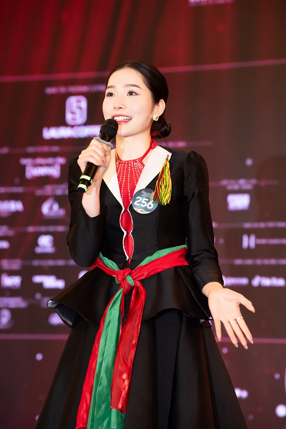 Lộ diện Top 10 thí sinh Grand Voice Award của Miss Grand Vietnam 2025 - ảnh 4