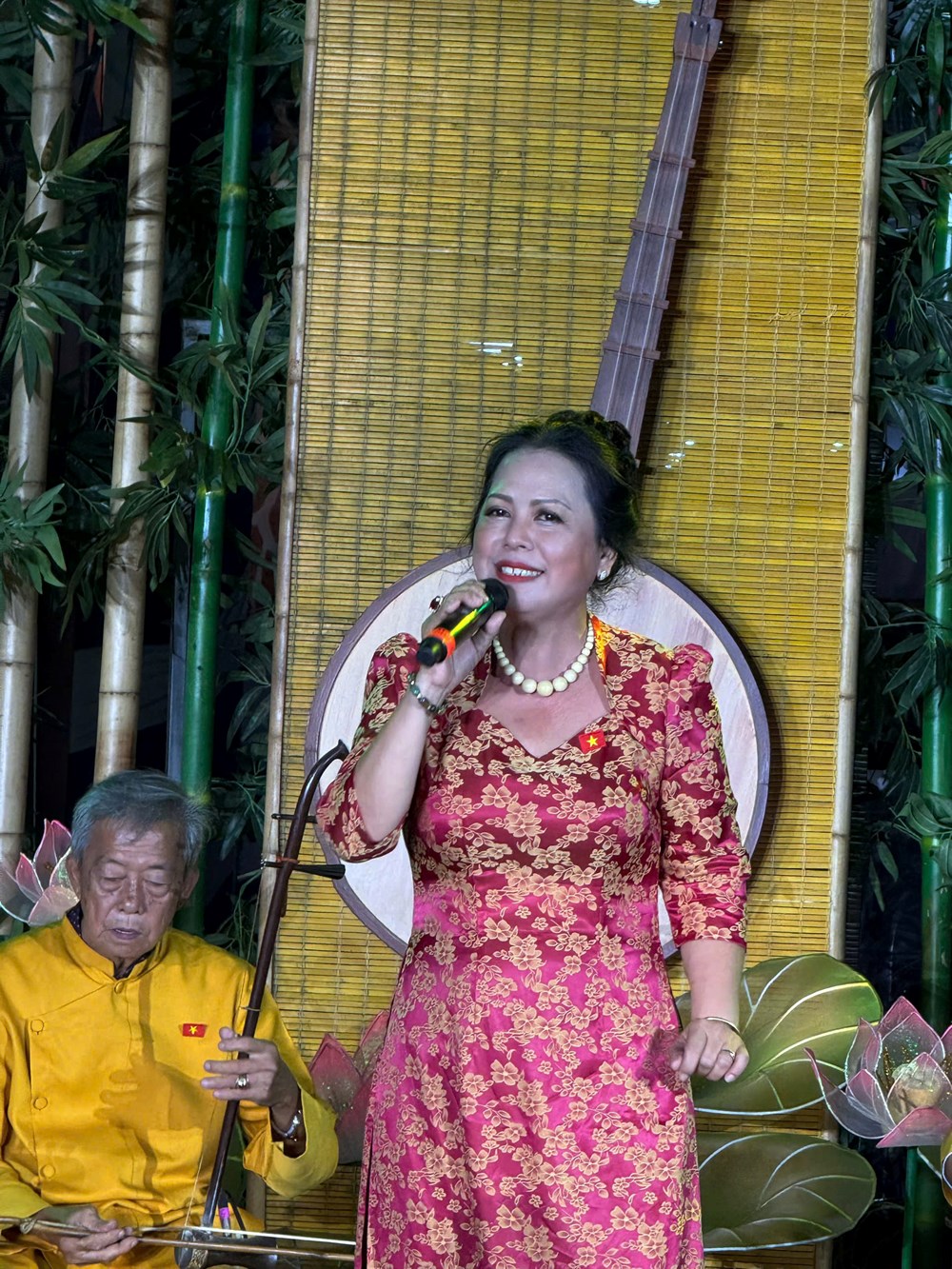 Đờn ca tài tử phương Nam vang lên giữa lòng Hà Nội - ảnh 3