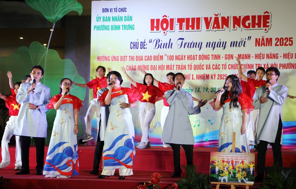 Hơn 100 tiết mục tham gia Hội thi văn nghệ 'Bình Trưng ngày mới' 2025 - ảnh 8