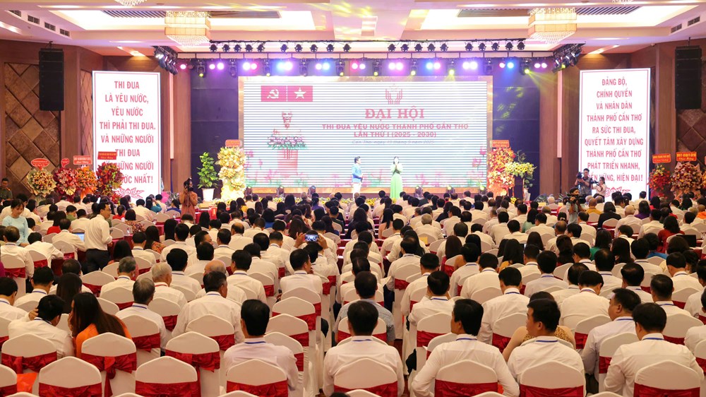 Hơn 3.100 công dân được Thủ tướng tặng Bằng khen - ảnh 1