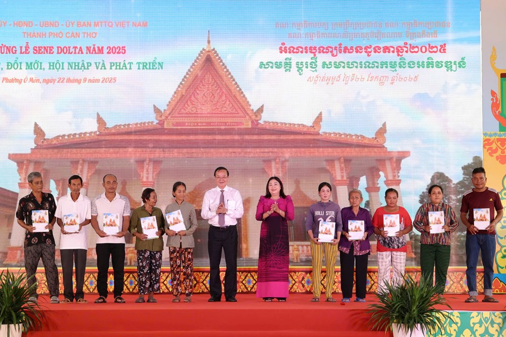Đồng bào Khmer Cần Thơ vui Lễ Sene Dolta năm 2025 - ảnh 3