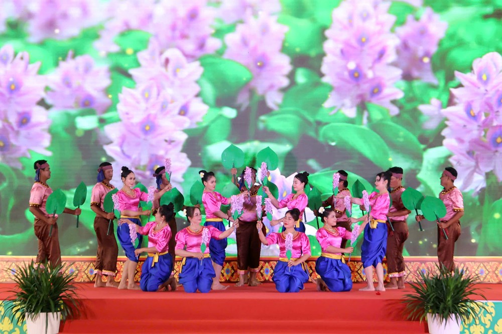 Đồng bào Khmer Cần Thơ vui Lễ Sene Dolta năm 2025 - ảnh 7