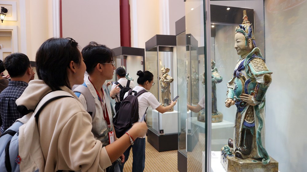 Khai mạc trưng bày chuyên đề ‘Tượng gốm Sài Gòn xưa – Nghệ thuật và di sản’ - ảnh 6