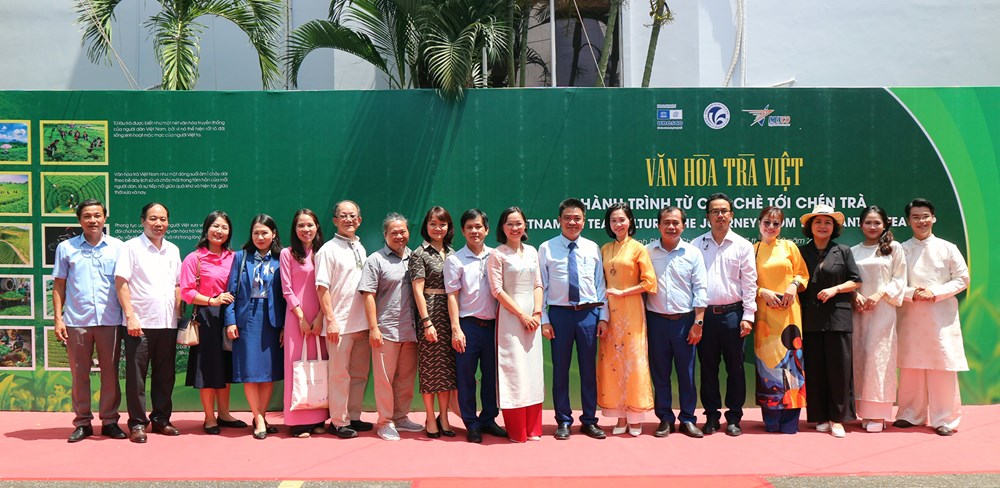 Tôn vinh văn hóa Trà Việt – Hành trình từ cây chè tới chén trà - ảnh 1