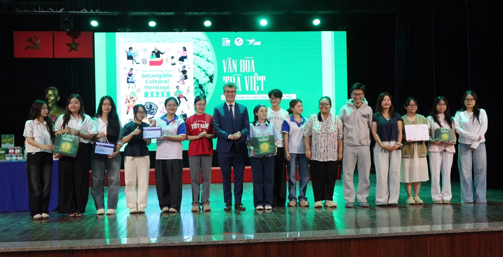 Tôn vinh văn hóa Trà Việt – Hành trình từ cây chè tới chén trà - ảnh 10